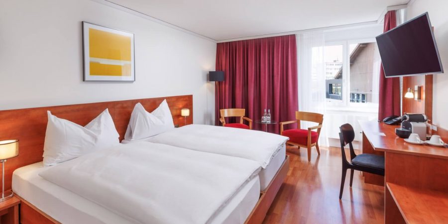 FR_24-03 Sorell_Hotel Sonnental_Zimmer_2_ti